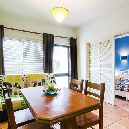 - Sunny & Cozy - 5min To Beach - Perfect For Couples! Albufeira